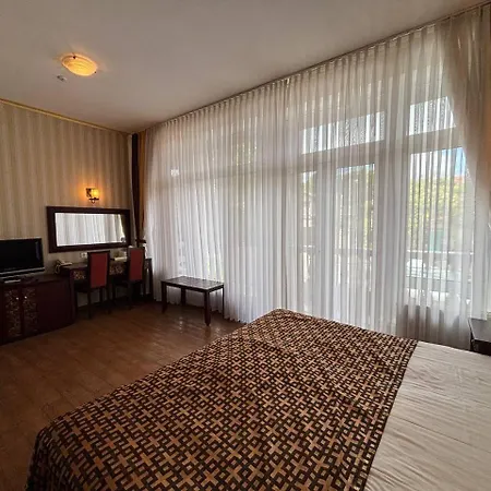 Hotel Odeska Astoria Arcadia 4*