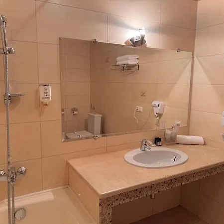Odeska Astoria Arcadia Hotel 4*