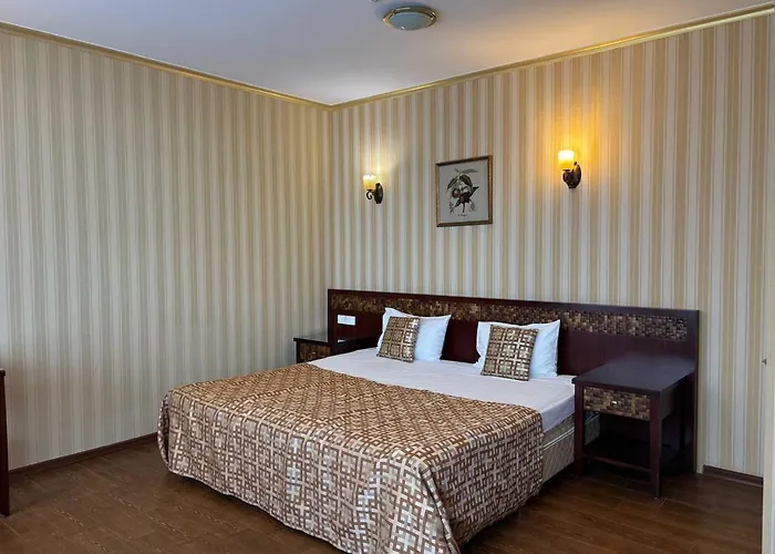 מלון Odeska Astoria Arcadia