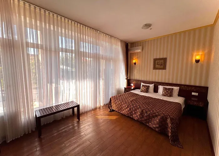 Odeska Astoria Arcadia מלון 4*