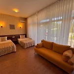Odeska Astoria Arcadia Hotel