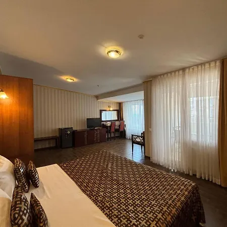 Odeska Astoria Arcadia Отель 4*