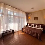 Odeska Astoria Arcadia ホテル 4*